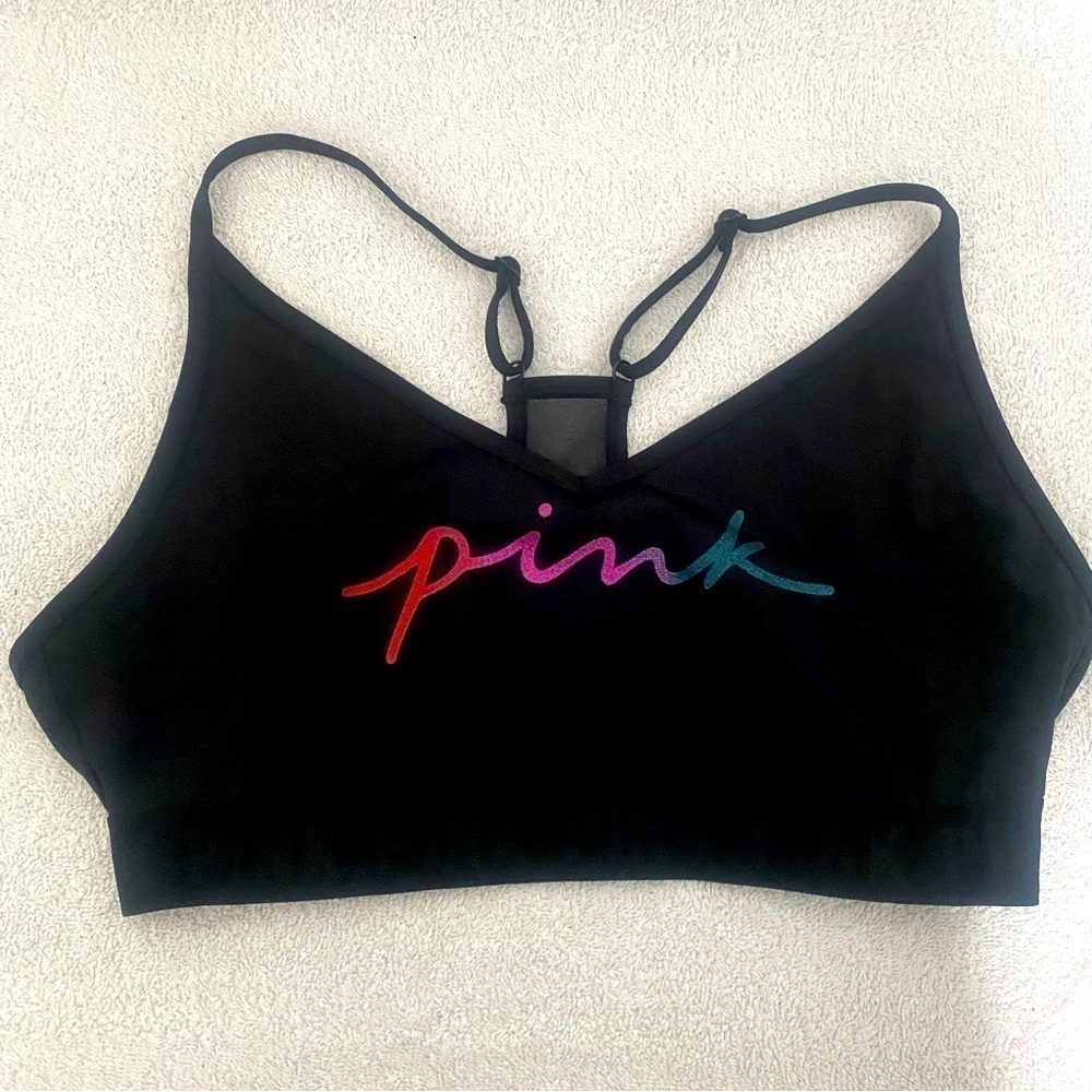 Victoria’s Secret PINK Active Logo Ultimate Lightly Lined Sports Bra No Size Tag